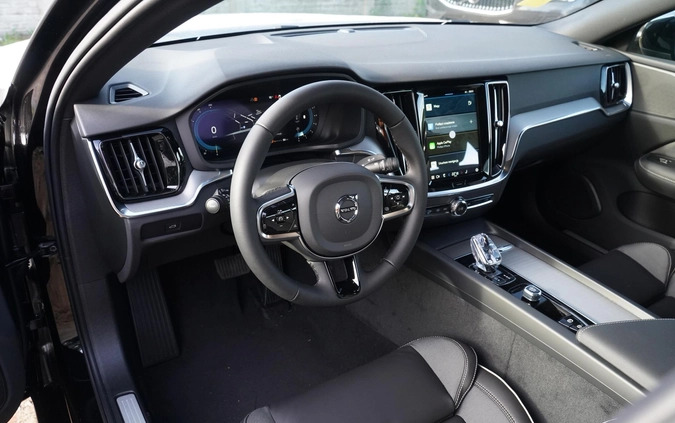 Volvo S60 cena 273209 przebieg: 1, rok produkcji 2023 z Tarnobrzeg małe 154